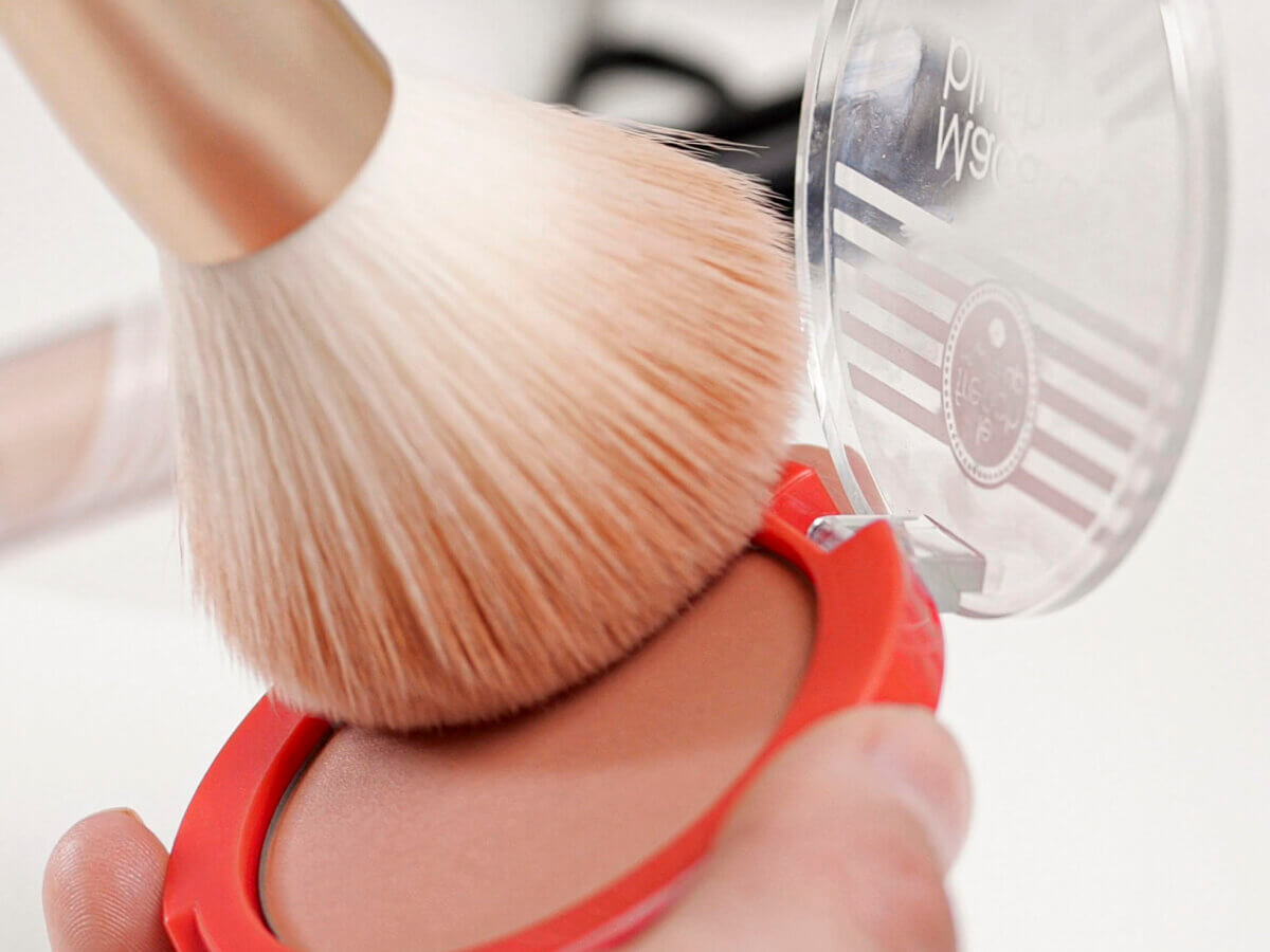 Comment choisir la teinte de blush idéale selon votre carnation ?